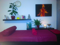 60 perces dinamikus, frissítő olajos svédmasszázs, AJÁNDÉK arcmasszázzsal, a Haller Gardensnél