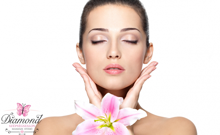 Szépségcsomag masszázzsal, ultrahangos, bőrmegújító arckezeléssel, smink készítéssel az Oktogonnál
