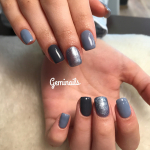 Luxus manikűr csomag gépi és kézi manikűrrel, kézmasszázzsal, ajándék lakkozással a Corvin-negyednél