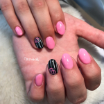 Luxus manikűr csomag gépi és kézi manikűrrel, kézmasszázzsal, ajándék lakkozással a Corvin-negyednél