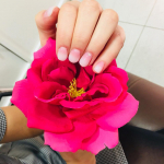 Babyboomer zselés műköröm építése, S-M méretben, 1-1 köröm díszítésével, garanciával a Váci utcában