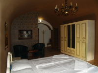 Édes felüdülés Sárváron 2 fő részére, félpanzióval a Korona Szállóban 2, 3 vagy 4 éjszakára!