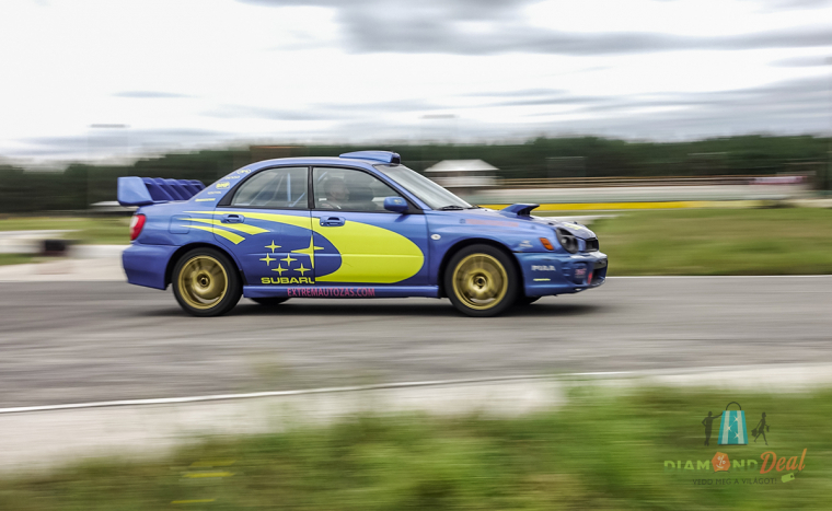 Csapasd Subaru Impreza WRX-szel 2, 3, 4 vagy 6 körös élményvezetésen a Hungaroringen! Nyomd padlóig