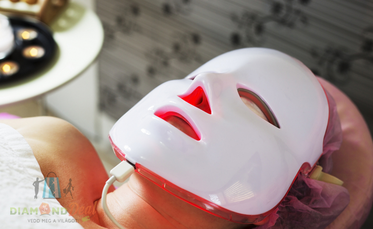 Polarizált fényterápiás arcmaszk kezelés, tű nélküli mezoterápiával, kollagénes krémmel, Debrecenben