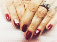 Professzionális géllakkozás amerikai alapanyagokkal, díszítéssel, akár 4 hétig tartó eredménnyel