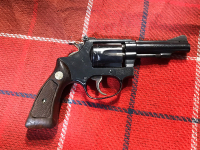 65 lövéses csomag 13 különleges fegyverrel, a belvárosban! MOST lelőttük neked az árakat!