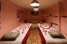 Páros masszázs vanília-jázminolajjal, 1-1 kollagénes arany arcmaszkkal, 90 percben az Oktogonnál