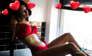 Fehérneműs glamour, vagy boudoir fotózás hölgyeknek, 15 db retusált képpel!