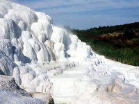 Autóbuszos utazás Tarnaszentmáriára egybekövetve Egerszalókon egy fürdőzéssel!