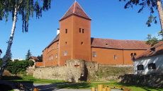 Autóbuszos utazás: Kőszeg – Velem – Cák - Gesztenye fesztivállal a Neoline Utazási Irodától!