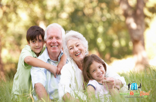 Tökéletes ajándék nagyszülőknek: Nagyszülő - Unoka fotózás, örökítsétek meg az emlékeket!