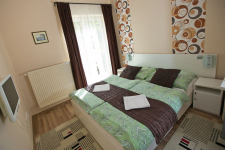 Hétköznapi kikapcsolódás a Borókában: 3 nap/2 éjszaka, 2 fő részére reggelivel, Parádfürdőn