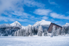 Utazz el egy buszos kirándulás keretein belül a Tátrába és Jégkatedrálisba!
