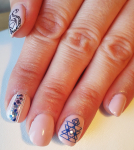 Erősített géllakkozás 1-1 köröm díszítéssel, egyszinű, többszinű vagy francia, a XVI. kerületben