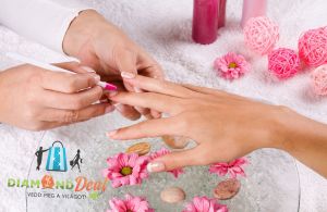Spa  Manikűr Nőknek és férfiaknak, körömerősítővel, peelinggel, és  masszázzsal az Unisex Szalonban!