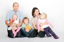 Anyák napi ajándék: Lepd meg párodat, anyukádat, nagymamádat egy családi fotózással