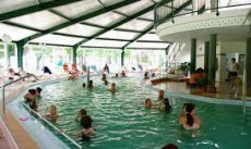 Buszos kirándulás: Hegykő - Sá-Ra Termál, Pálinkaház és Csipkeház