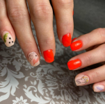 Kezd a nyarat tartós és esztétikus körmökkel: Erősített gél lakkozás manikűrrel a XIII. kerületben