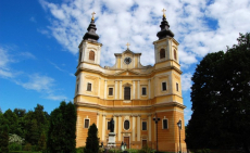 Buszos utazás: Fedezd fel Nagyszalonta szülöttjeinek emlékeit és Nagyvárad szecessziós szépségeit