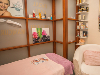 Szeretnéd jobban kiemelni szemeidet? Alsó-felső szemkontúr tetoválás az V. kerületben!