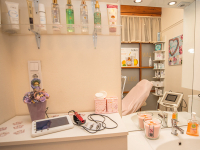 Szeretnéd jobban kiemelni szemeidet? Alsó-felső szemkontúr tetoválás az V. kerületben!